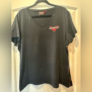 WOMEN’S VICTORY MOTORCYCLE GRAPHIC TEE. SIZE 2XL